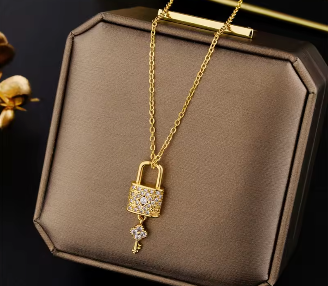 Luxury Zircon Crystal Lock & Key Pendant Necklace for Women